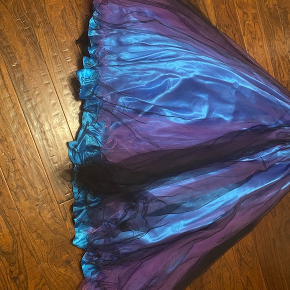 Night Moves Dresses - Brand Prom Dresses - Picture 6 of 16